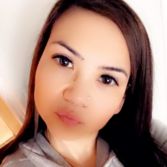 Meet your Posher, Marissa - Picture 1 of 1